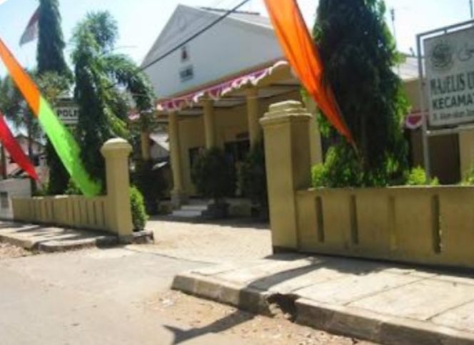 
 Mengaku Sebagai Pendamping Hukum Pengusaha BBM Pertalite ilegal, labrak Polsek Jonggol.
