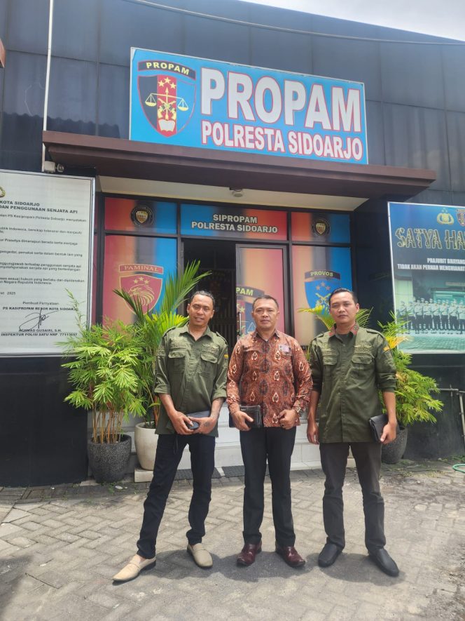 
 Ratusan Advokat PEMBASMI Siap Kawal Wakil Ketua Umum di Tengah Dugaan Pungli dan Intimidasi Polsek Tulangan