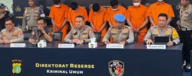 
 Polri Menetapkan Enam anggota Polri menjadi tersangka atas Pengeroyokan dua orang debtcolektor.